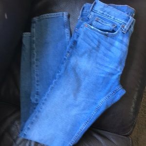 Men’s Old Navy slim jeans 29x32